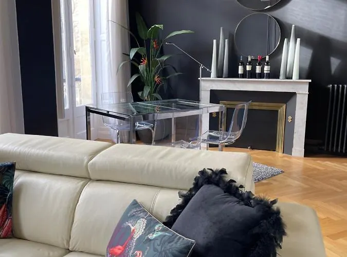 Διαμέρισμα The *