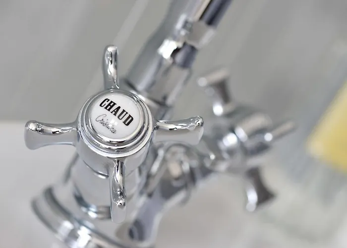 The 아파트 블라이